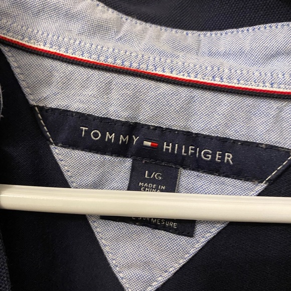 Tommy Hilfiger Men’s Navy Shirt SIZE:L - Picture 2 of 3